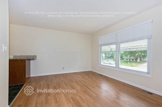 Foto del edificio - 113 Davis Ct