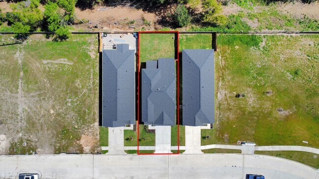 Building Photo - 15523 Foresail Ln