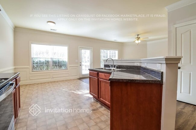 Foto del edificio - 2096 Barberry Dr