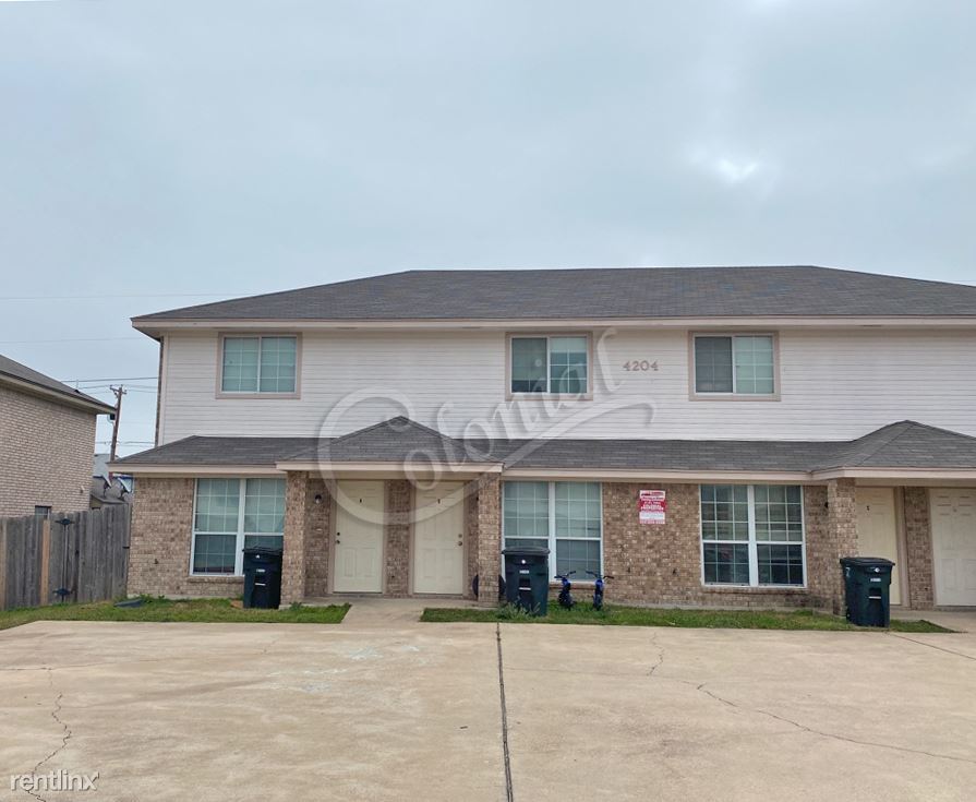 Primary Photo - 2 br, 1.5 bath Townhome - 4204 Alan Kent Dr C