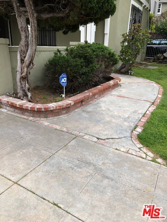 Foto del edificio - 4026 Ingraham St