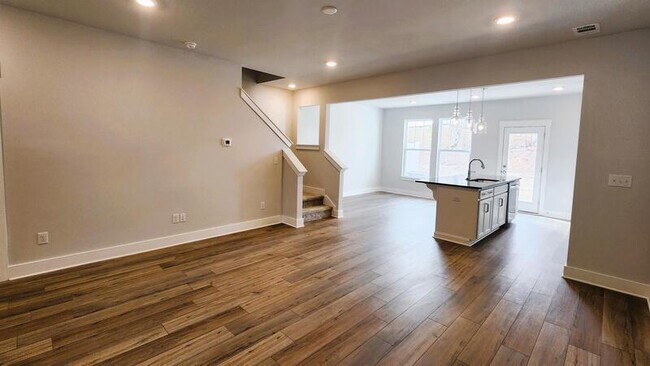 Foto del edificio - 132 Marston Lane - 1