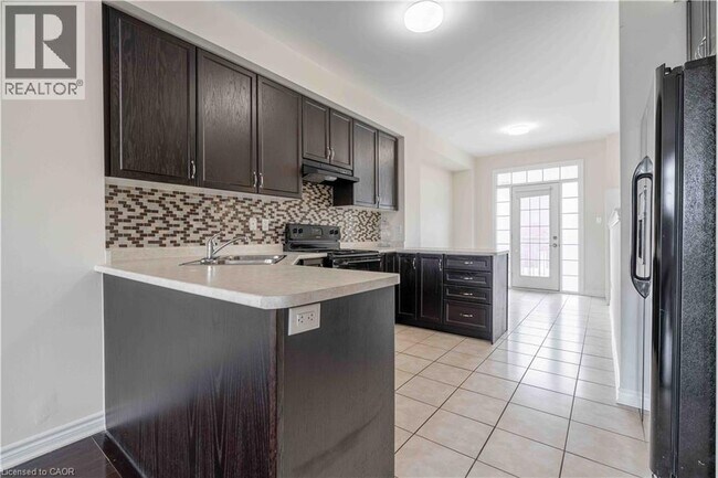 Building Photo - 7248 Triumph Ln