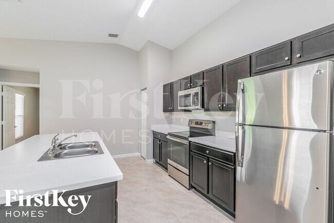 Foto del edificio - 373 SW Fig Ave