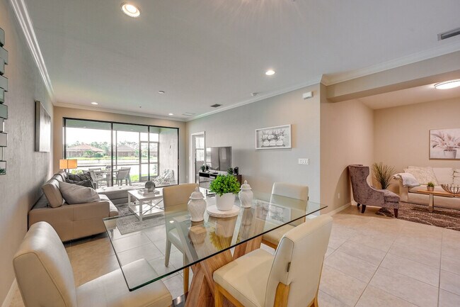 Foto del edificio - 9413 Terresina Dr