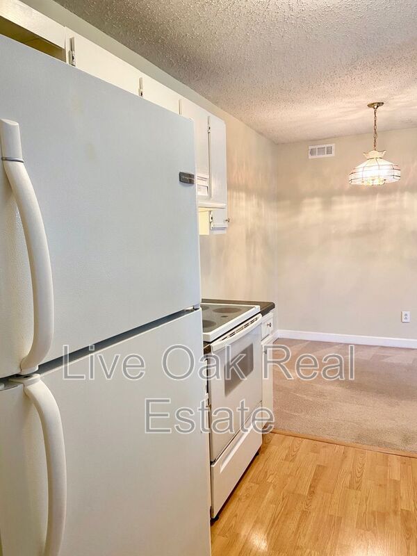 Building Photo - 4160 Thalia Station Cir