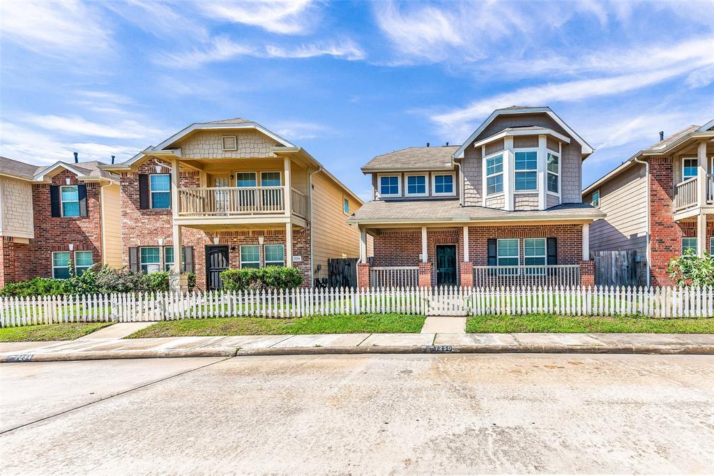 Foto principal - 7250 Sunburst Meadow Dr