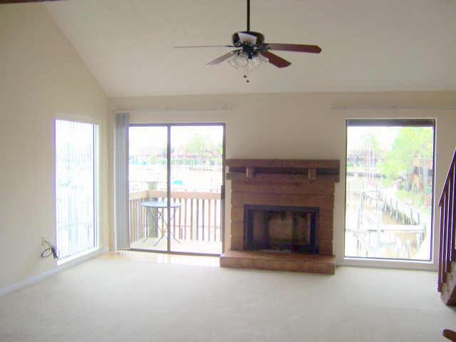 Foto del edificio - 2320 Crows Nest Dr