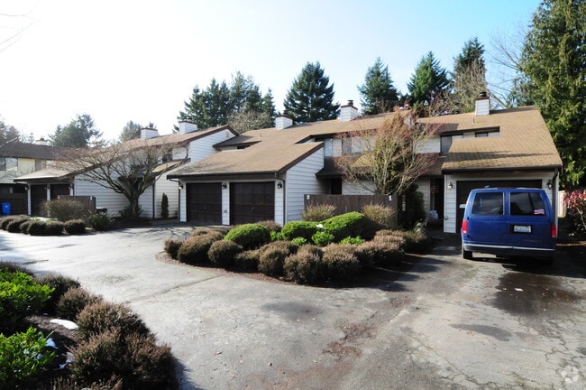 Building Photo - Highland Park Townhomes