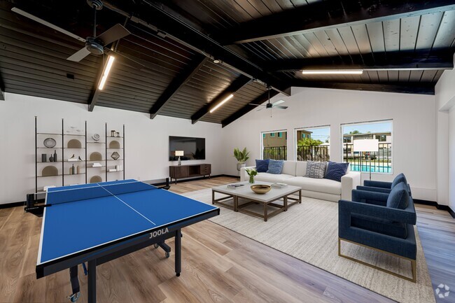 Building Photo - Palmera