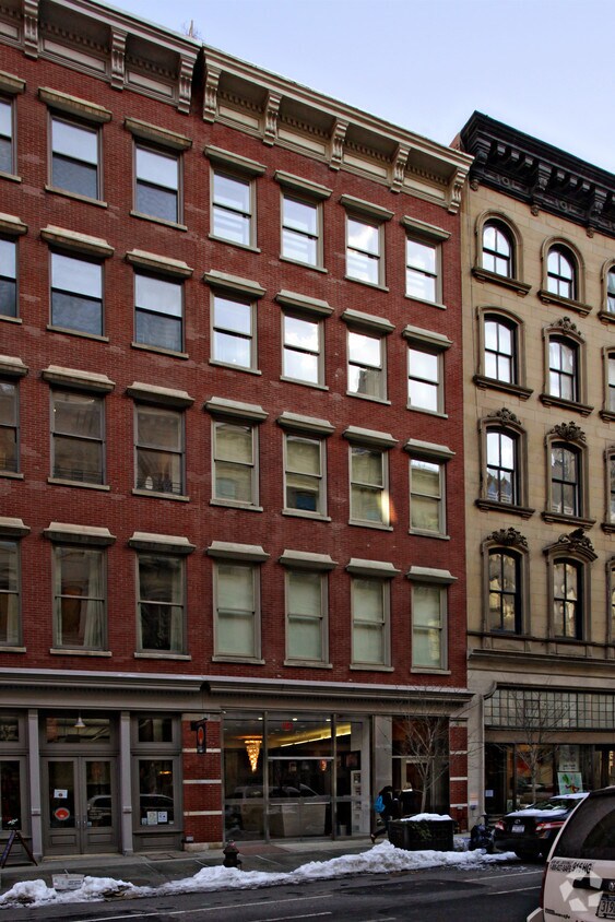 Foto principal - 54 Warren St