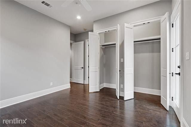 Building Photo - 3 br, 2 bath Townhome - 2919 Gravier