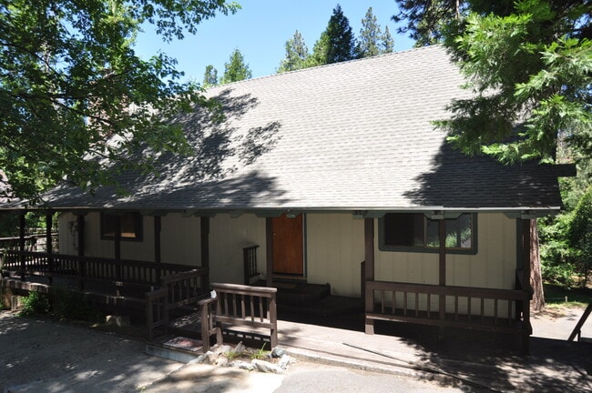 Building Photo - 23660 Ontario Dr