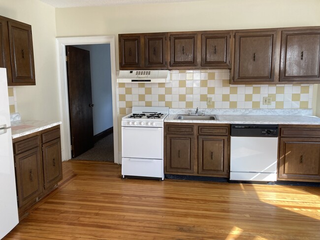 Building Photo - Robbins Street Residences