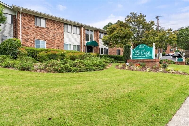 4622 Roswell Rd NE Unit A4, Sandy Springs, GA 30342 Condo for Rent in