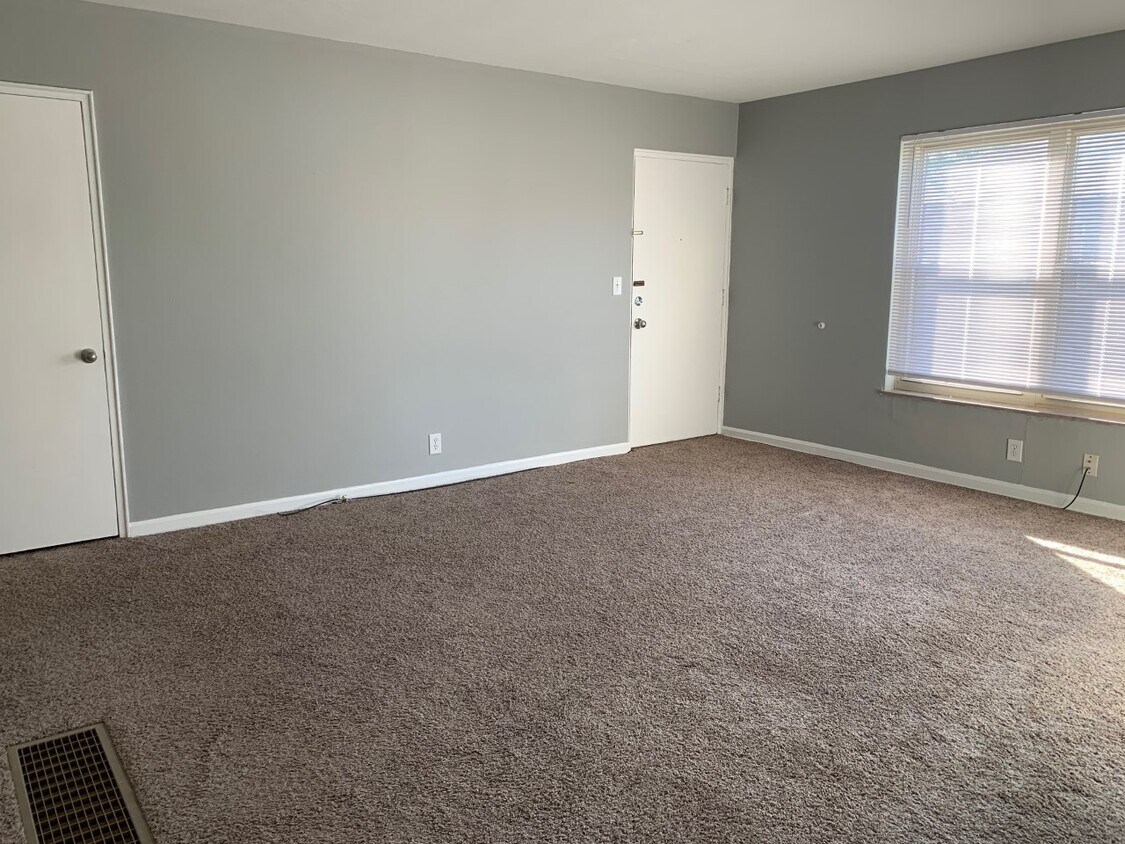 Foto principal - 1225 King Ave