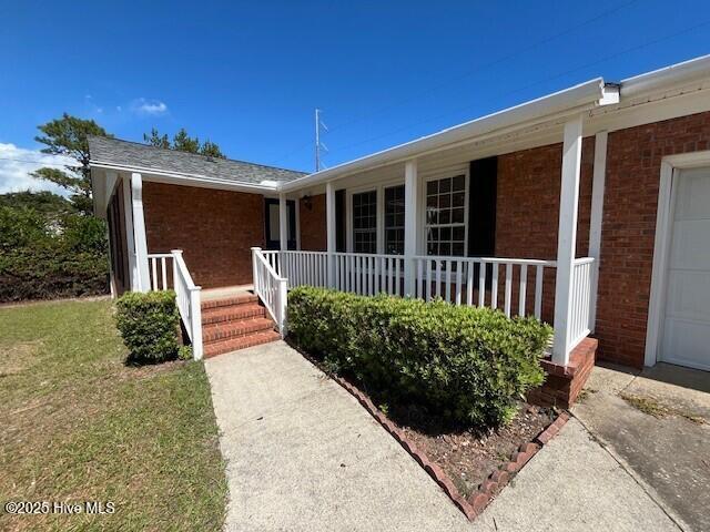 Building Photo - 421 Robert E Lee Dr