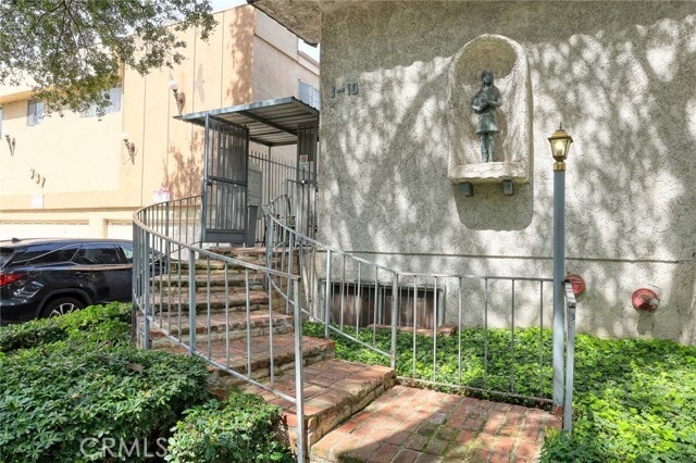 Foto del edificio - 333 Riverdale Dr