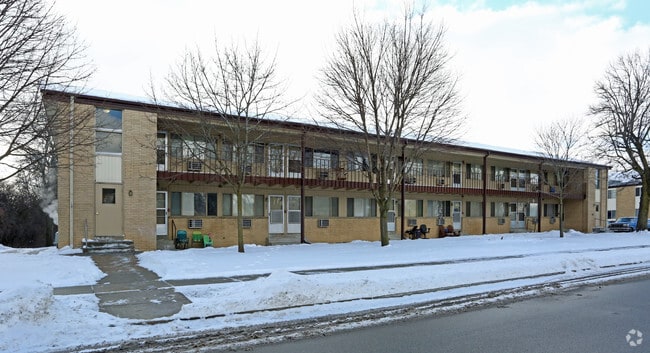 Building Photo - Parkside Apartments