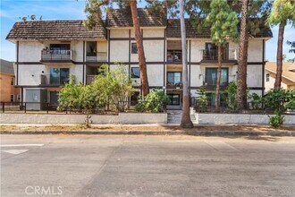 Building Photo - 1559 Winona Blvd