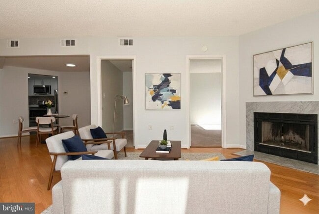 Building Photo - 2725 Connecticut Ave NW