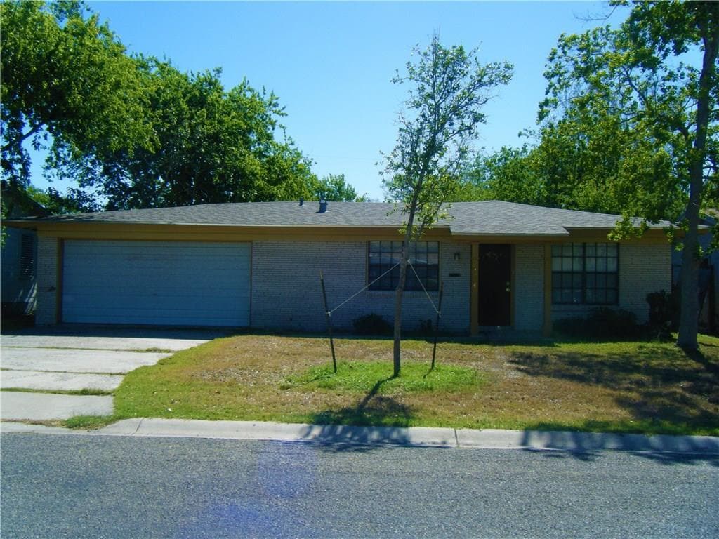 1604 Austin St, Portland, TX 78374 House Rental in Portland, TX