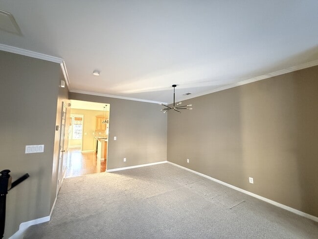 Building Photo - 1705 Waters Edge Trail