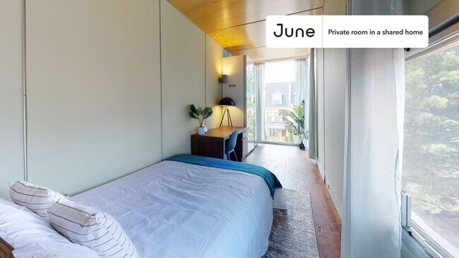 Foto del edificio - Private bedroom in 6 bed/6 bath Home