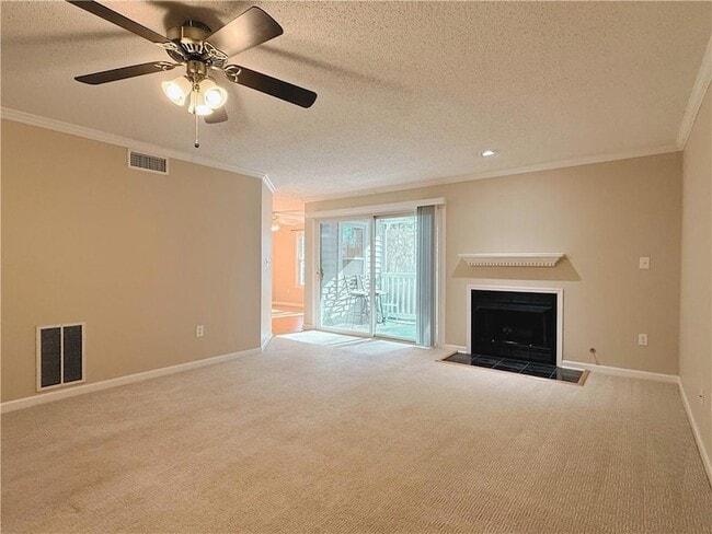 Photo - 7024 Somerset Cir Apartment