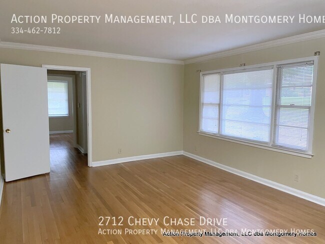 Foto del edificio - 2712 Chevy Chase Dr