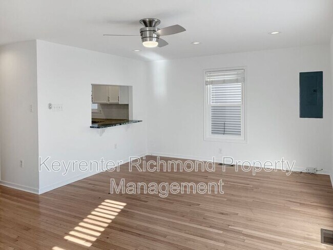 Building Photo - 1214 Bainbridge St