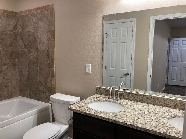 Building Photo - 2105 Brown Bear Ln