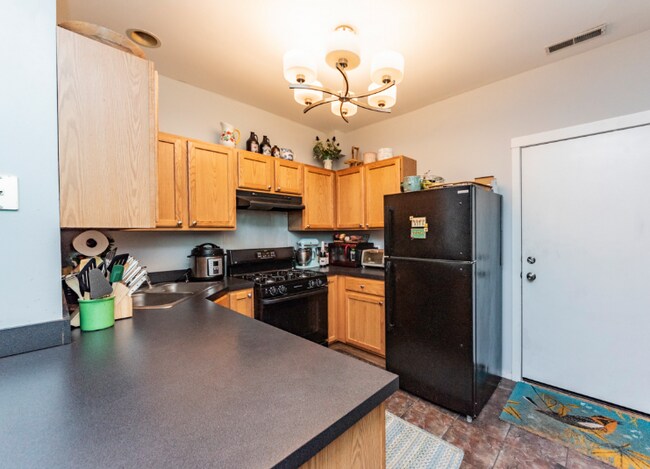 Foto del edificio - 4307 N Troy St