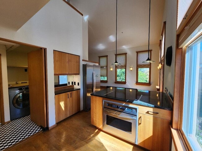 Foto del edificio - 3600 Cerrillos Rd