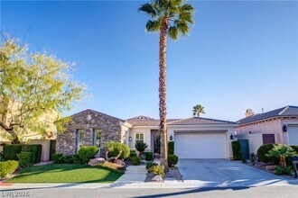 Building Photo - 11283 La Madre Ridge Dr