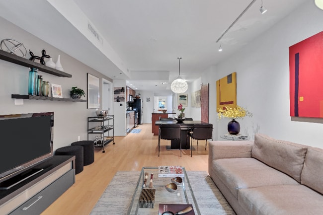 Photo - 912 F St NW Apartment