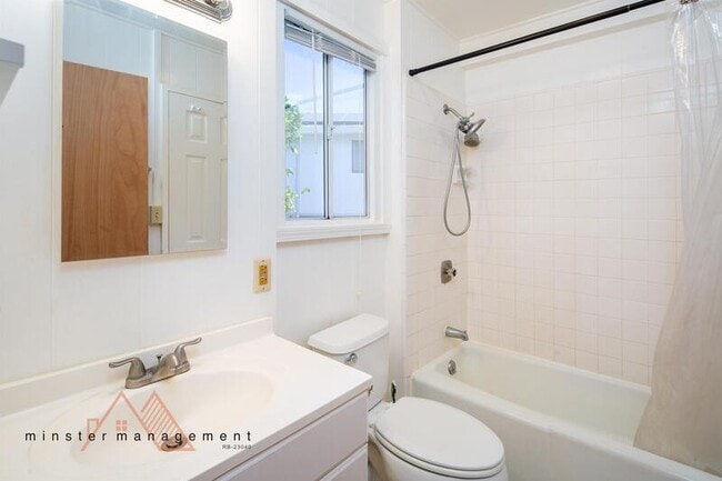 Building Photo - 99-1012-1012 Lalawai Dr