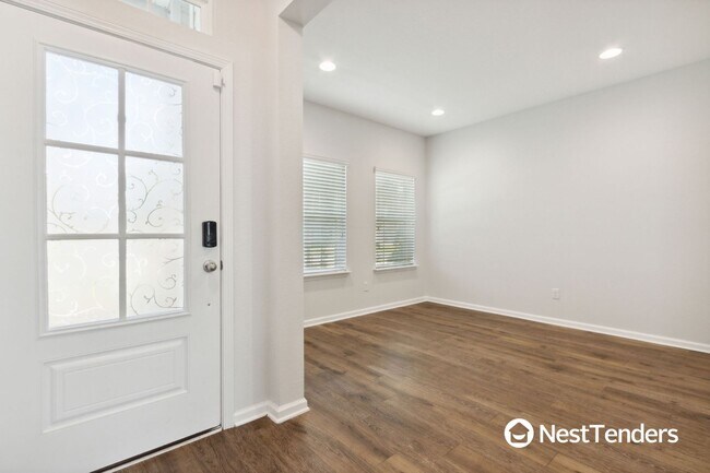 Foto del edificio - Beautiful 5 Bedroom Fernandina Home!