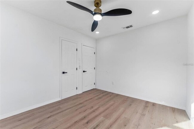 Building Photo - 167 83rd Ave N