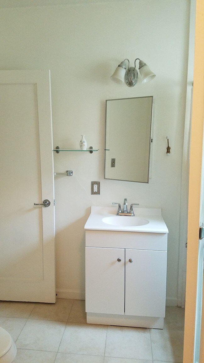 Bathroom Vanity - 2300 39th St