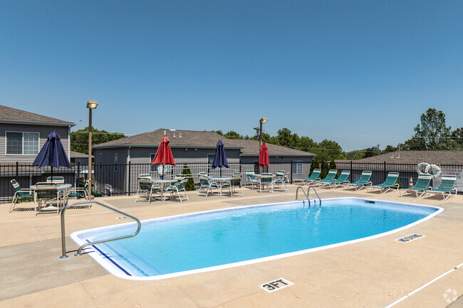 Piscina - Oak Point Townhomes