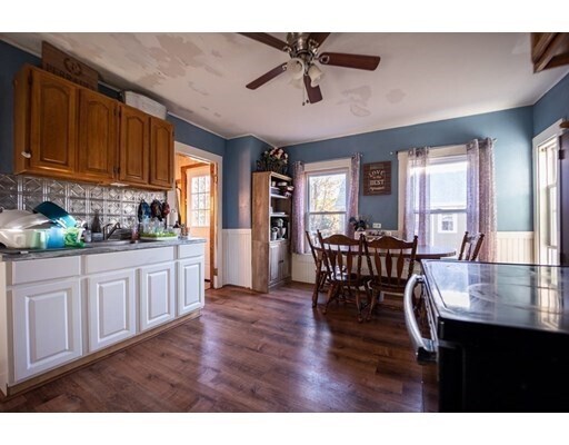 Building Photo - 31 High St