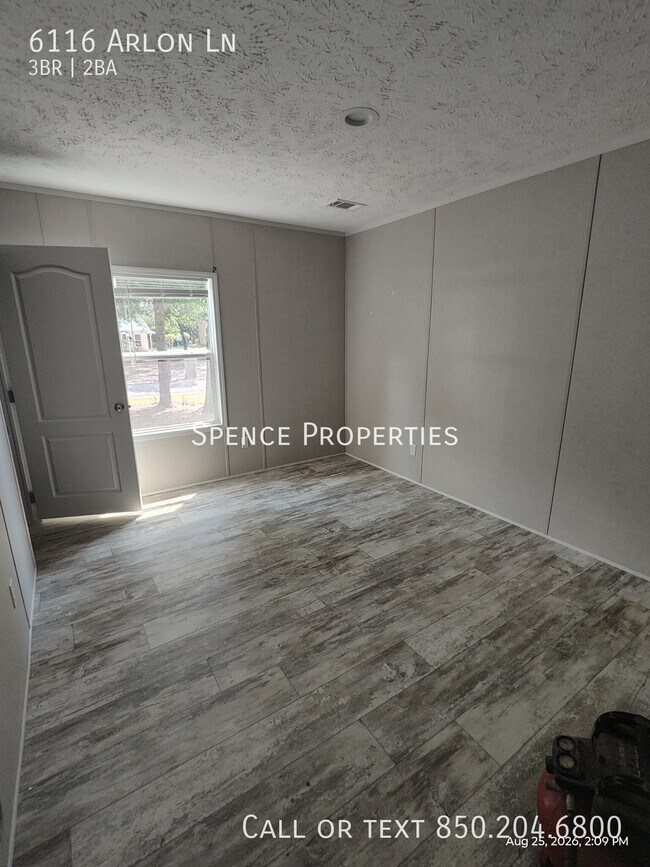 Foto del edificio - 6116 Arlon Ln