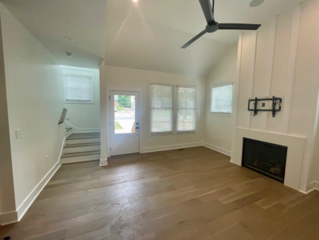 Photo - 2826 Bronte Ave House