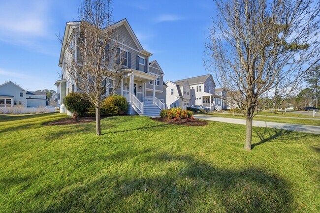 Foto del edificio - 1824 Hazelwood Rd