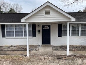 Building Photo - 2801 Eutaw St