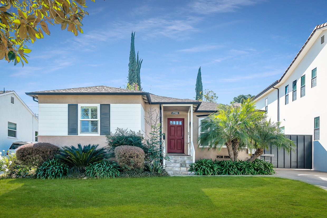 17946 VALLEY VISTA Blvd, ENCINO, CA 91316 House Rental in ENCINO, CA