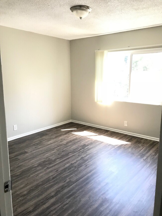 Foto del edificio - 1412 N Keystone St