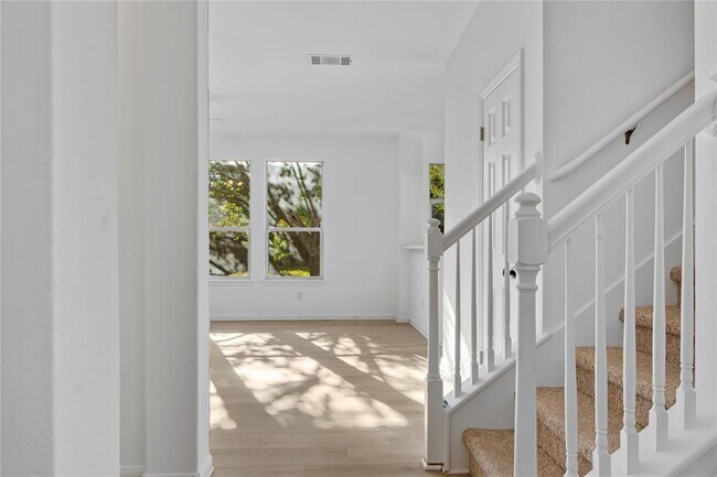 Foto del edificio - 2209 Boneset Trail