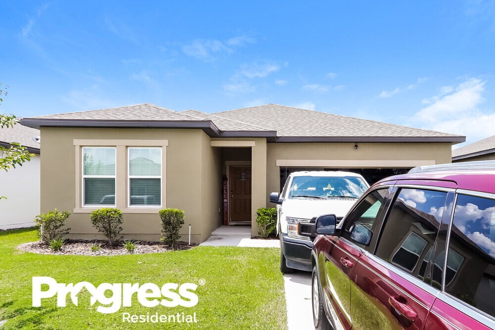 Foto principal - 5641 Alexander Springs Pl